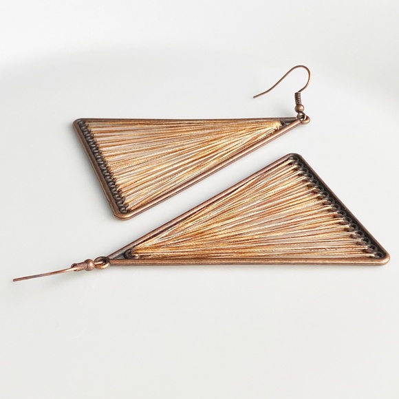 NEW "Giza" Triangle Earrings (Brown) - Picture 4 of 7